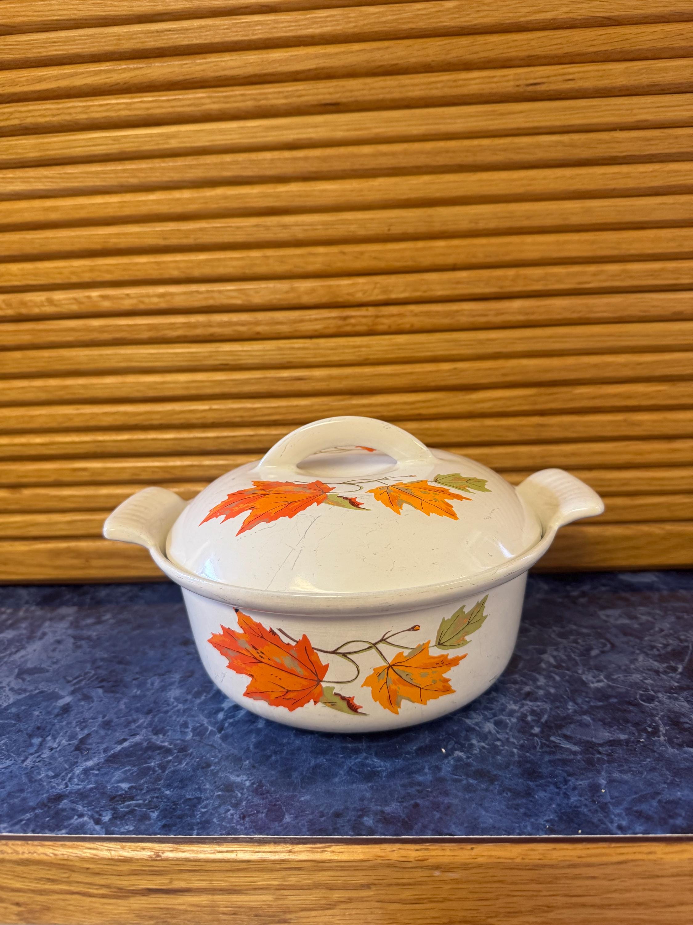Vintage Descoware Cast Iron Enamel White Fall Maple Leaves 1 Quart