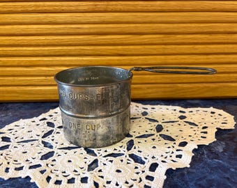 Vintage 1940 Flour Sifter-Two Cup