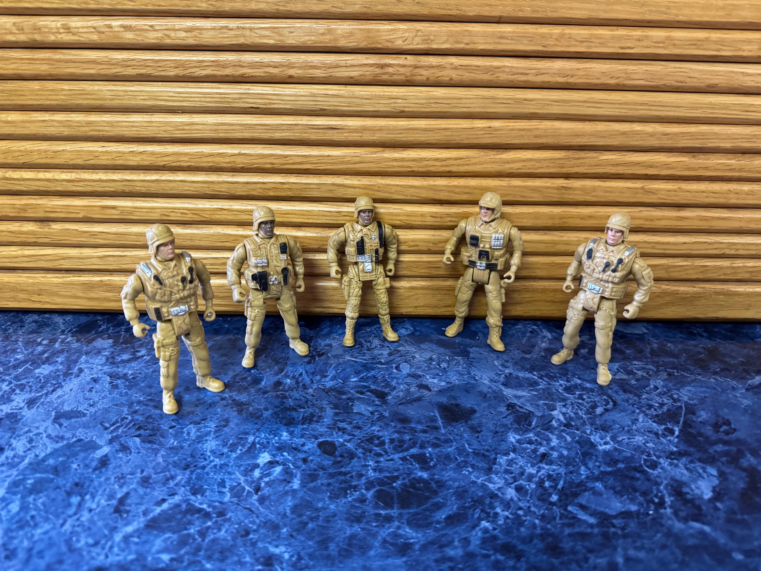 Lot Chap Mei Soldier Force – Jeep, Hélico, Mirador Et Figurines – Années 90 – Occasion
