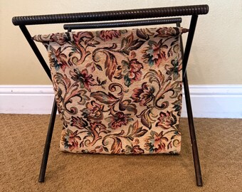 Vintage Folding Tapestry Crochet Bag with Wooden Stand, Magazine Rack Storage