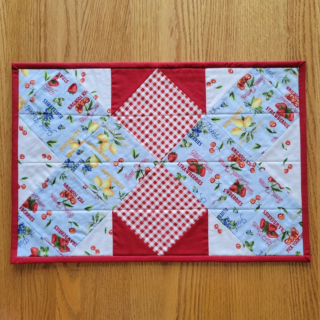 Set of 4 Quilted Placemats Summer Placemats Red Placemats Food