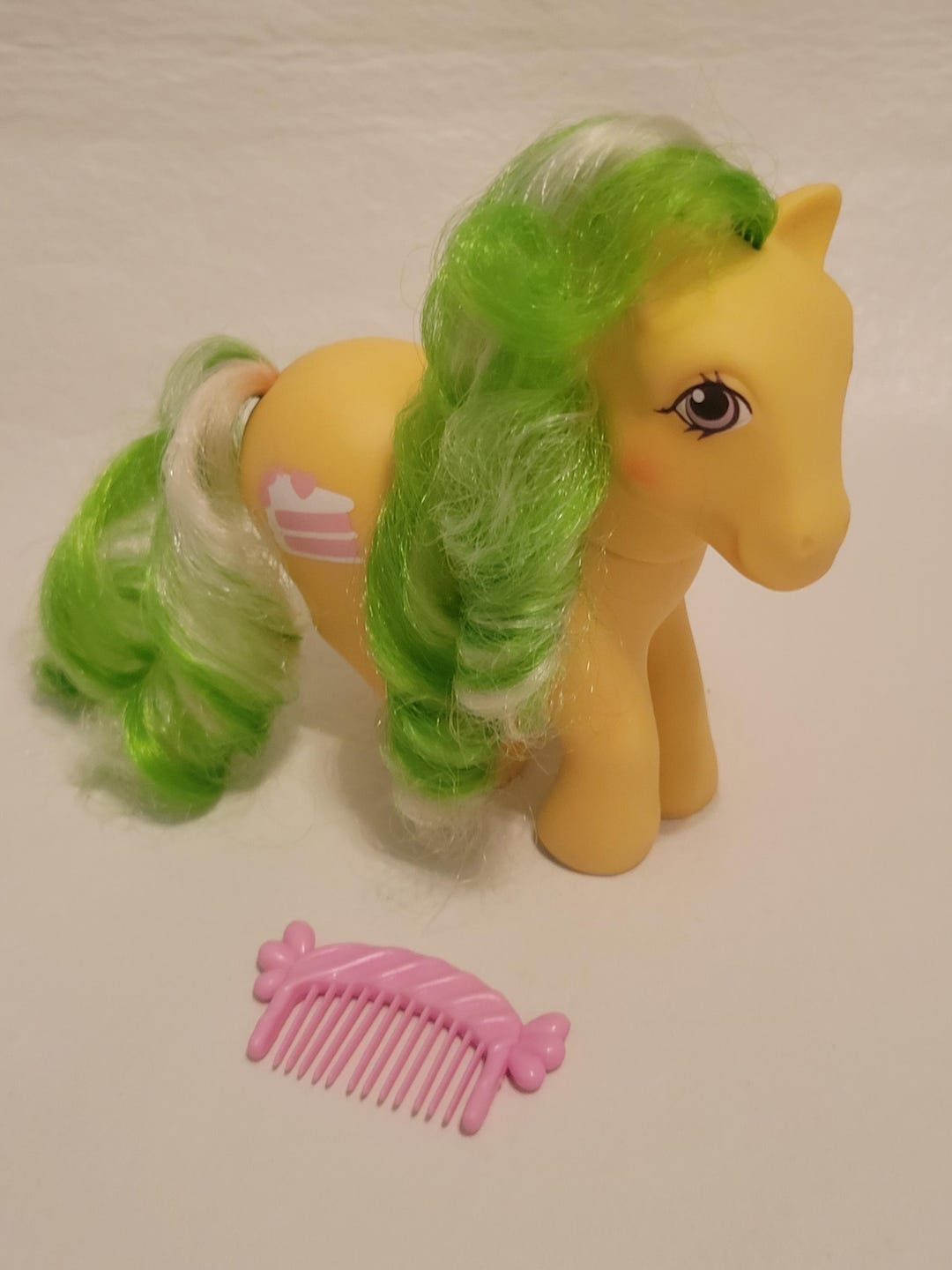 Mlp Using Comb My Little Pony G1 Lemon Treats Candy Ponies W/ Comb READ MLP RARE - Etsy