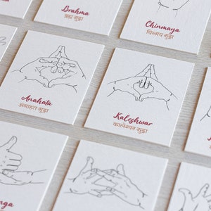 Tarjetas didácticas: Colección de 56 mudras de manos con nombres en sánscrito y beneficios. Tarjetas imprimibles. Yoga educativo. Ayurveda. Práctica para profesores. Bienestar.