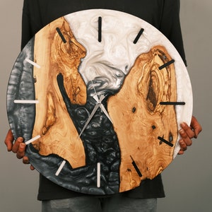 Resin Wood Wall Clock, Made to Order Epoxy Resin Wall Clock, Live Edge Wooden Wall Clock