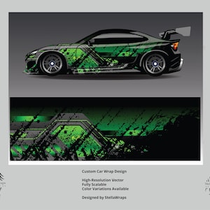 Puede incluir: Un coche deportivo negro con un diseño gráfico en verde y negro. El envoltorio presenta un patrón desgastado, similar a salpicaduras, con formas geométricas. La imagen también incluye un panel separado con el diseño del envoltorio y el texto "Custom Car Wrap Design".