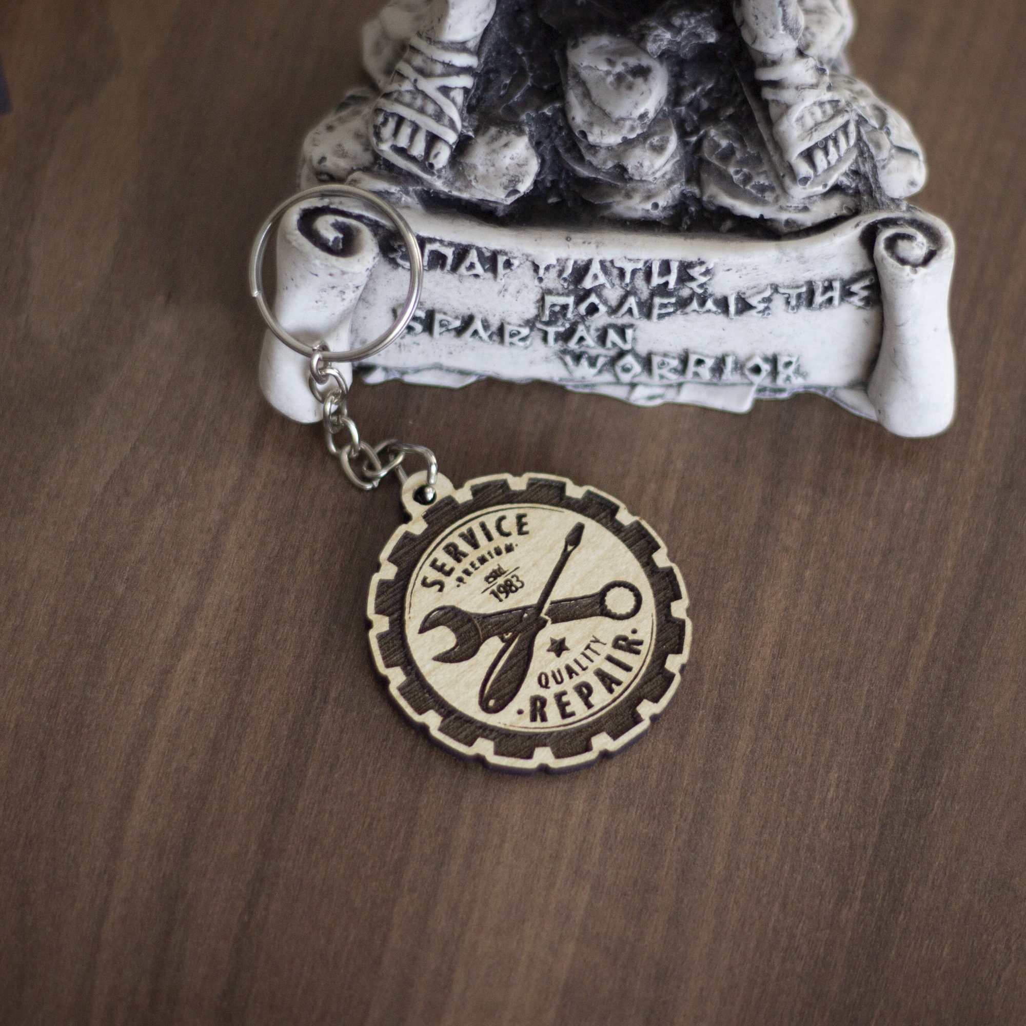 Personalisierter Schlüsselanhänger aus Holz. | Etsy