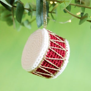 Drum Ornament, Christmas Crochet Pattern, digital download image 2