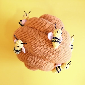 Beehive with small bees, crochet pattern, amigurumi, digital download image 4