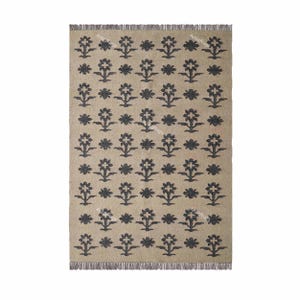 Handwoven Wool Jute Kilim Runner Rug: Oriental Indian Design