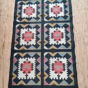 Handwoven Wool Jute Kilim Rug: Vintage Indian Dhurrie