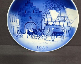 Vintage Desiree Denmark 1982 Weihnachtsteller Post Kutsche Alt Kopenhagen Blau