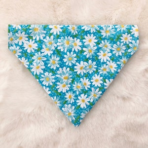 Artic Daisy Bandanna