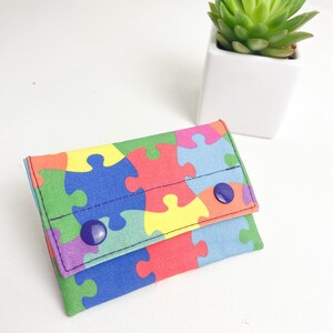 Cartera Rainbow Pocket, diseño de rompecabezas, ideal para efectivo y tarjetas, regalo de titular de tarjeta para lgbtq, regalo de arco iris lgbt, regalo para amantes de los rompecabezas.