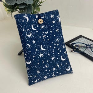 Fantasy romance, Stars and moon kindle sleeve, Celestial kindle cover, kindle pouch, Handmade padded kindle protector,