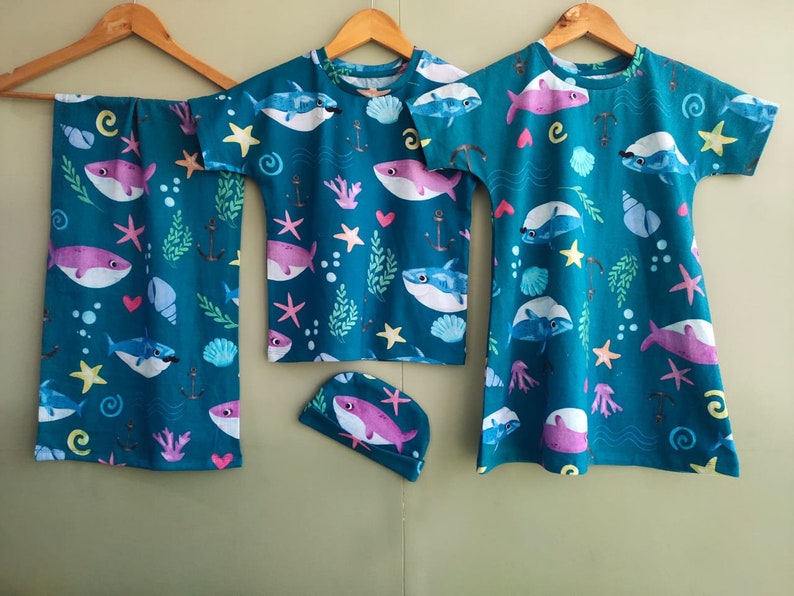 Shark Pattern Robe Delivery Robe and Gown Set - Shark Edition - Shark Quest | Matching T ...