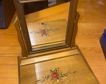 Antique Furniture - Wooden Nickel Antiques