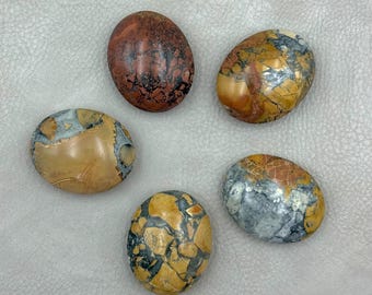 Óvalos de jaspe de Maligano