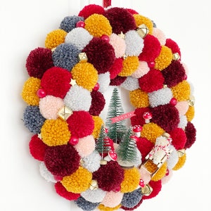 Christmas Pom Pom Wreath image 2