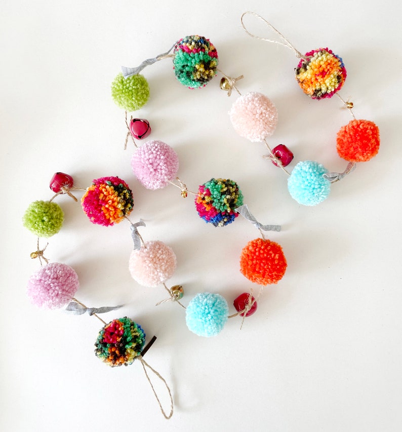 Boho Pom Pom y Bell Garland No.2 imagen 4