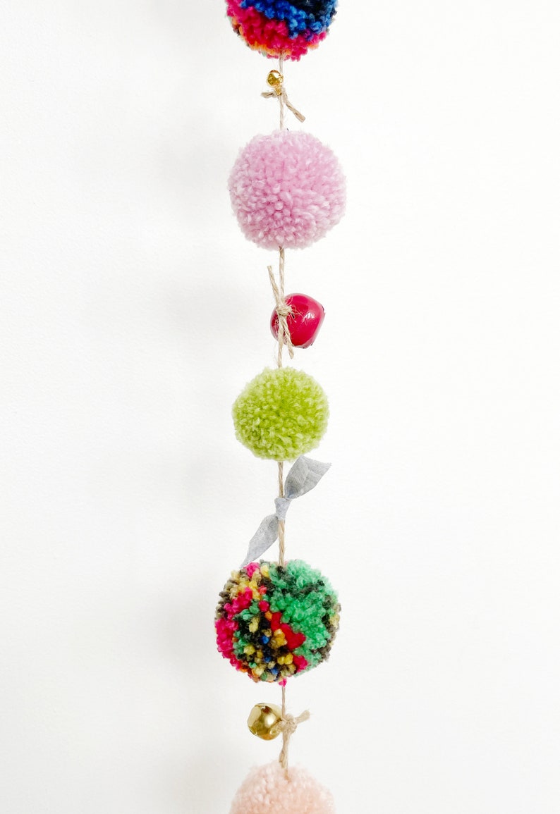 Boho Pom Pom en Bell Garland No.2 afbeelding 3