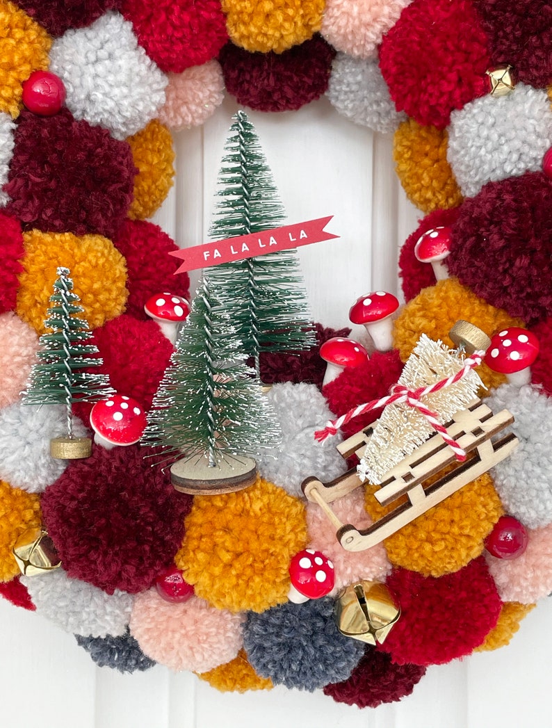 Christmas Pom Pom Wreath image 3