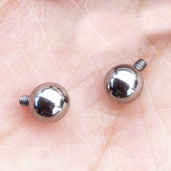 3mm, 4mm, 16g 14g Internally Threaded Implant Grade Titanium Silver replacement balls