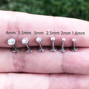 18g 6mm, 8mm, 10mm Internally Threaded 1.6mm, 2mm, 2.5mm, 3mm, 4mm Clear Tragus Triple Forward Helix 316L surgical steel ear studs