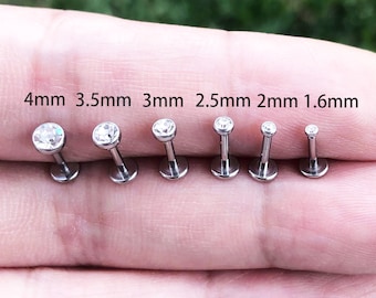 18g 6mm, 8mm, 10mm Internally Threaded 1.6mm, 2mm, 2.5mm, 3mm, 4mm Clear Tragus Triple Forward Helix 316L surgical steel ear studs