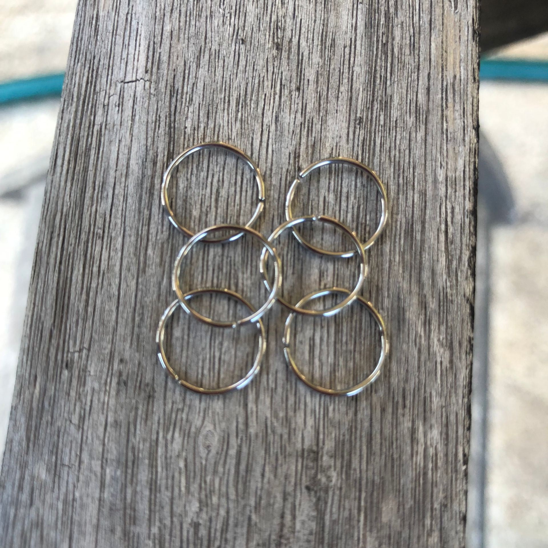 Seamless Hoop Nose Rings & Body Jewelry - 316L Stainless Steel, 22g/20g/18g, 6-12mm, Silver/Gold/Rose Gold