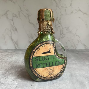 Slug Repellent | Color Changing Potion | Magical Apothecary Potion Bottle | Witch and Wizard Potion