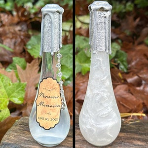 CUSTOMIZABLE Memories | Magical Apothecary Potion Bottle | Witch and Wizard Potion | Color Changing Potion