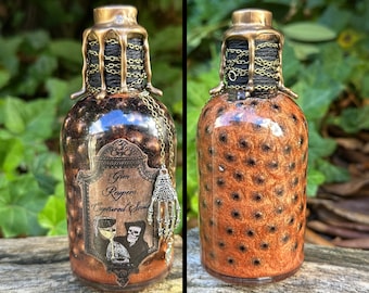 Grim Reaper&#39;s Captured Souls | Color Changing Potion | Halloween Decorative Potion | Witch and Wizard Potion | Halloween Potion Bottle