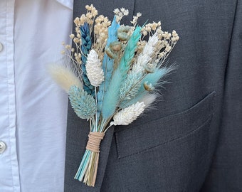 Blue dried flower buttonhole / Grooms wedding boutonniere / Wheat wedding pin / Turquoise wedding flowers / Blue corsage / Something blue