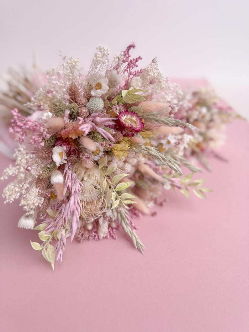 spring dried flowers