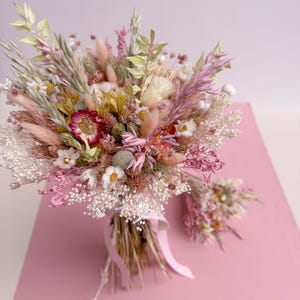 dried wildflower bouquet for mothers day
