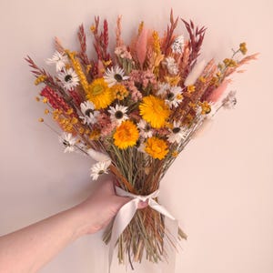 yellow and orange daisy bouquet