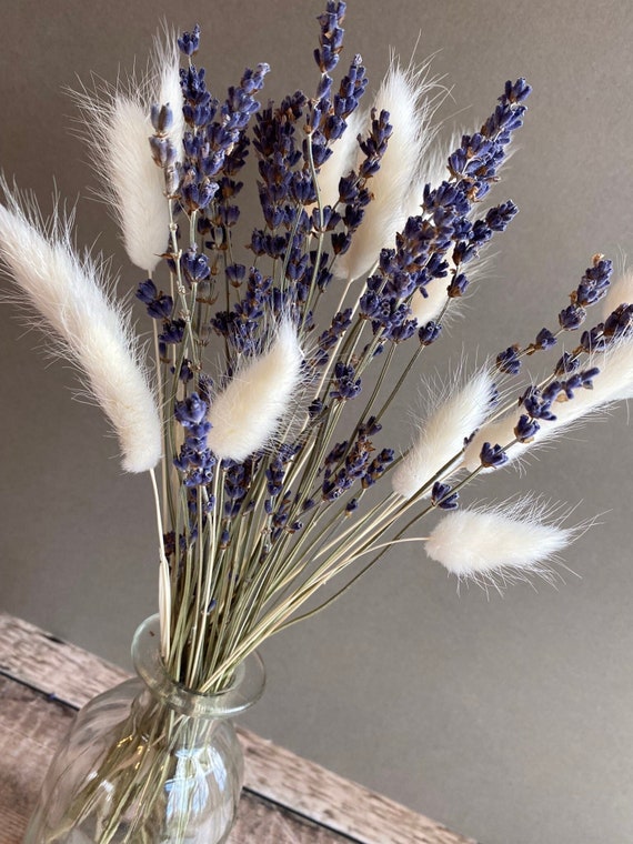 Lavender Mini Dried Flower Bouquet // White Bunny Tail Bouquet // Blue &  White Dried Flowers // Scented Flowers // Wedding Table Decorations 