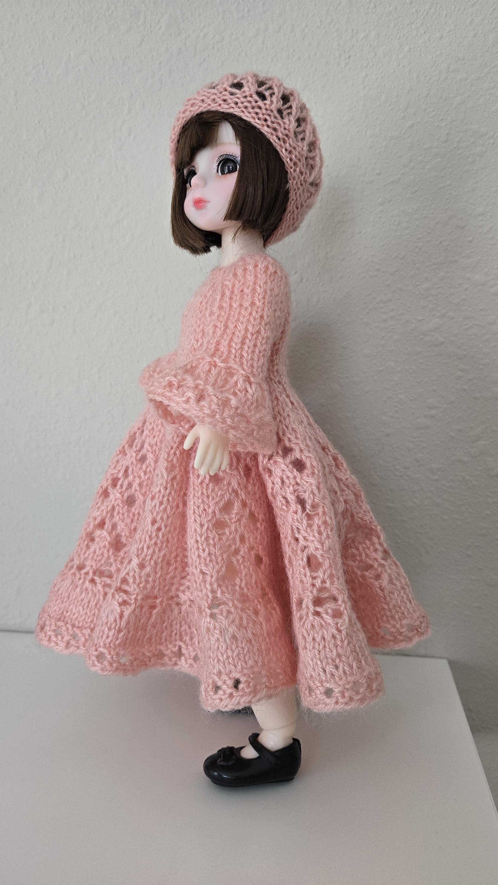 Llorens Doll 42 Cm - Crying Carla In Winter Star Dress