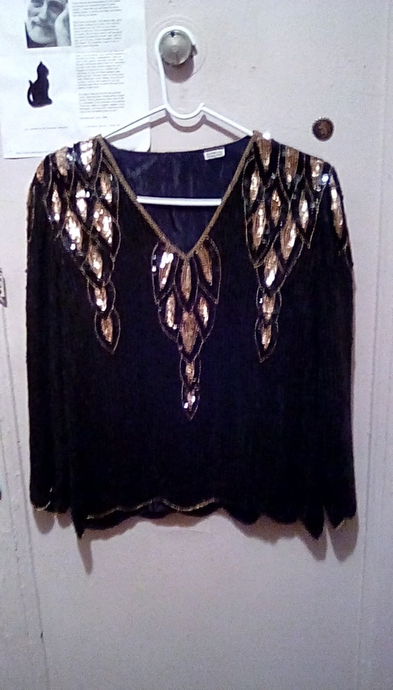 Gorgeous Vintage Black and Gold Sequin Top -  Med… - image 1