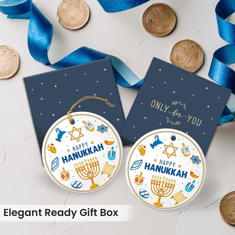 Christmas tree jewish woman