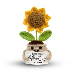 Kleine details Mini positief gehaakte zonnebloem, leuke opvrolijkcadeaus, gehaakte plant met optimistische kaartcadeaus Coole cadeau-ideeën voor vrienden