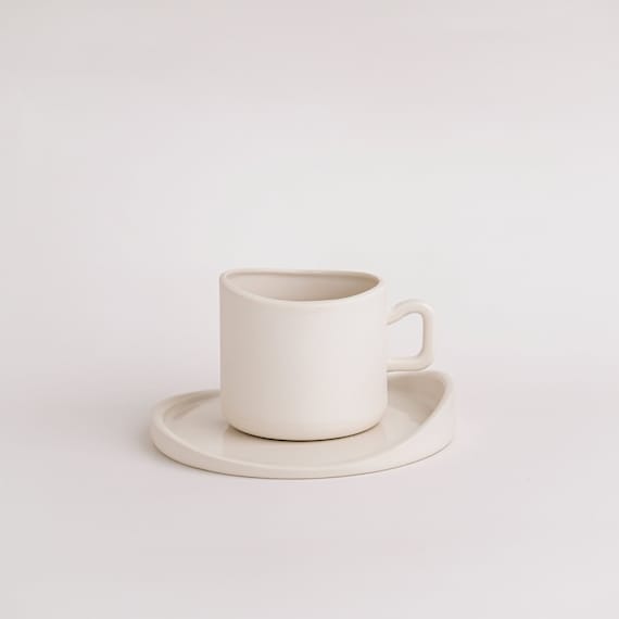White Lavoro Mug & Saucer [4.5oz, 130ml - 7.5oz, 230ml, 13.5oz, 400ml]