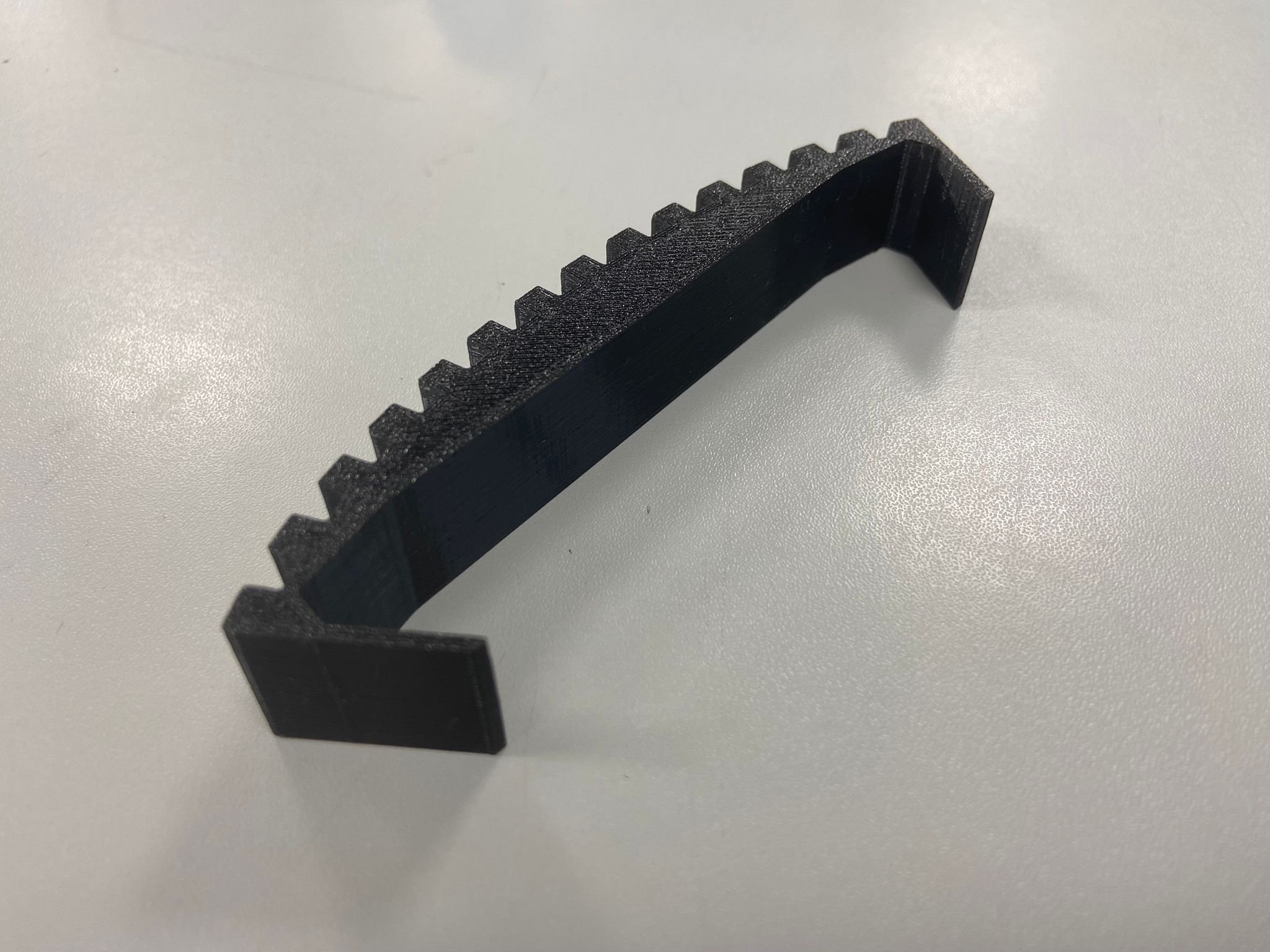 Bang & Olufsen 8000用の木製カバーです Bang & Olufsen BeoLab 8000