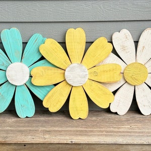 Rustic Wood Flower, Garden Flower, Wall Flower, Garden Decor, Patio Decor, Wood Flower, Fence Flower, Outdoor Wood Flower, Large Wood Flower