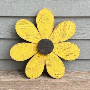 Rustic Wood Flower, Repurposed Wood Flower, Garden Flower, Wall Flower, Garden Decor, Wood Flower, Retro Wood Flower, Outdoor Wood Flower image 2