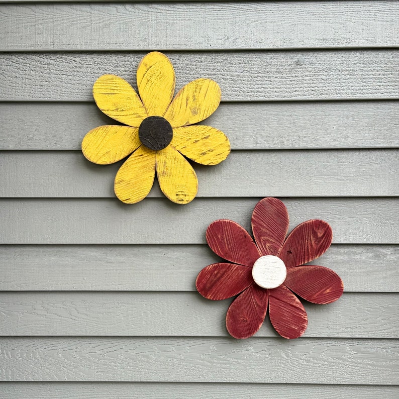 Rustic Wood Flower, Repurposed Wood Flower, Garden Flower, Wall Flower, Garden Decor, Wood Flower, Retro Wood Flower, Outdoor Wood Flower image 1