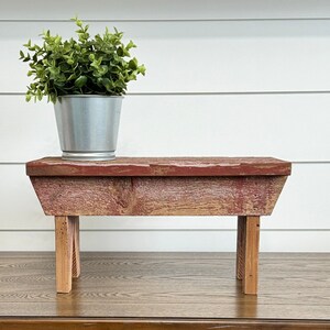 Small wooden bench for plants discount