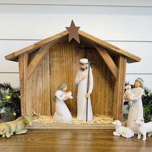手彫りの聖家族木製ツリートップ、カトリックのクリスマス装飾（高さ