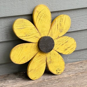 Rustic Wood Flower, Repurposed Wood Flower, Garden Flower, Wall Flower, Garden Decor, Wood Flower, Retro Wood Flower, Outdoor Wood Flower image 3