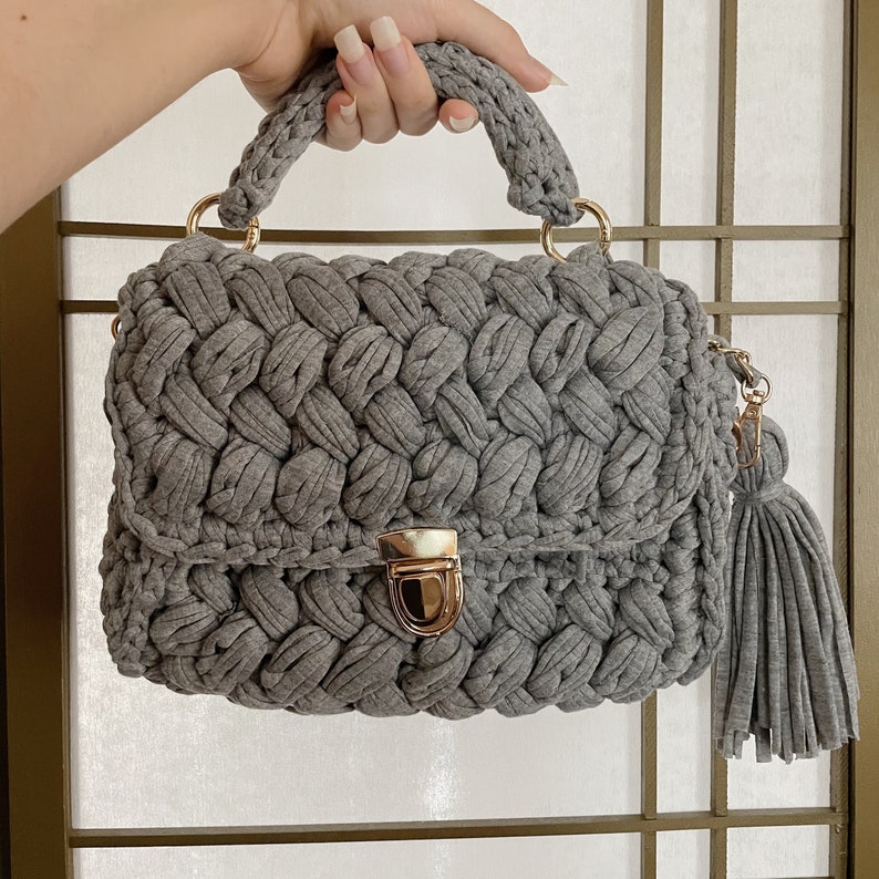 Crochet SHOULDER bags for Women Colorful hand bags crochet purses available in 5 colors, Mothers day gift, crochet hand bags with tassel Gray